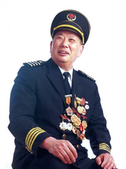杨怀远的“小扁担”